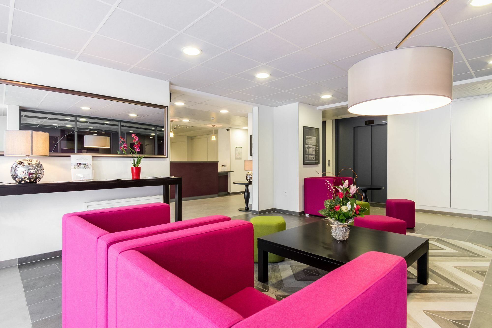 Nemea Appart Hotel Quai Victor Tours Centre Экстерьер фото